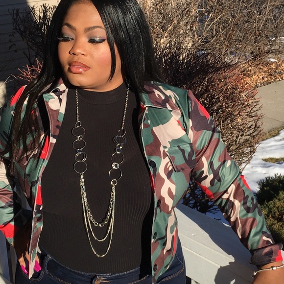 Lips Embellished with Camouflage Shirt Jacket - Picture 1 of 4